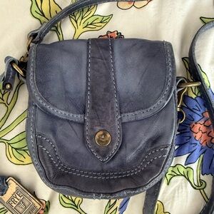 Frye Gray Purple Leather Crossbody Bag with Vintage Stitching